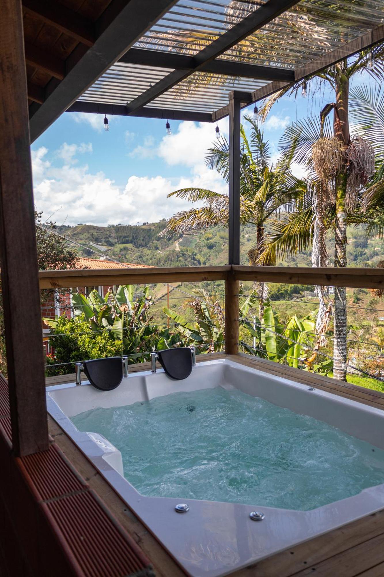Mayka Con Jacuzzi Villa